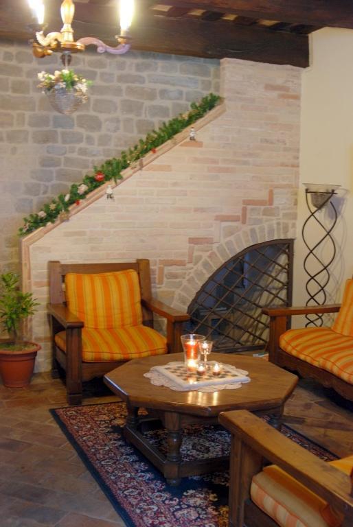 B&B San Paterniano Cingoli Esterno foto